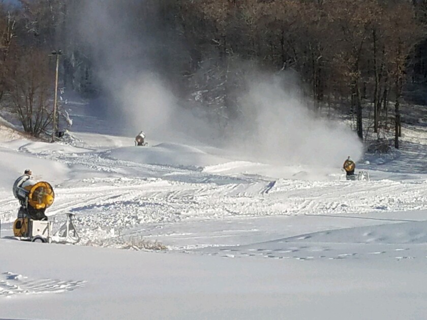 snow guns.jpg