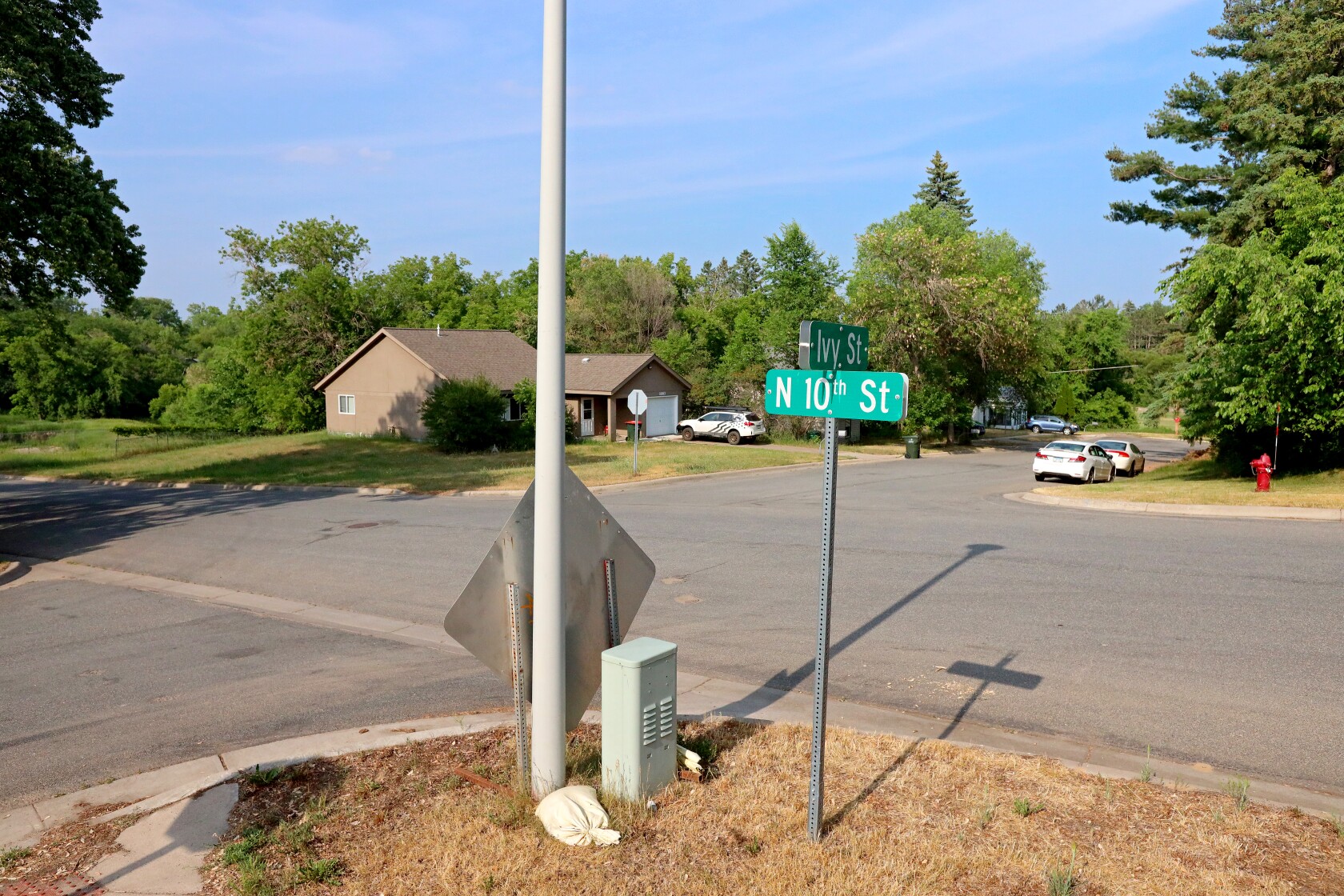 Brainerd Council says ‘no’ to extra signs at N 10th, Ivy intersection Brainerd Council says ‘no’ to extra signs at N 10th, Ivy intersection