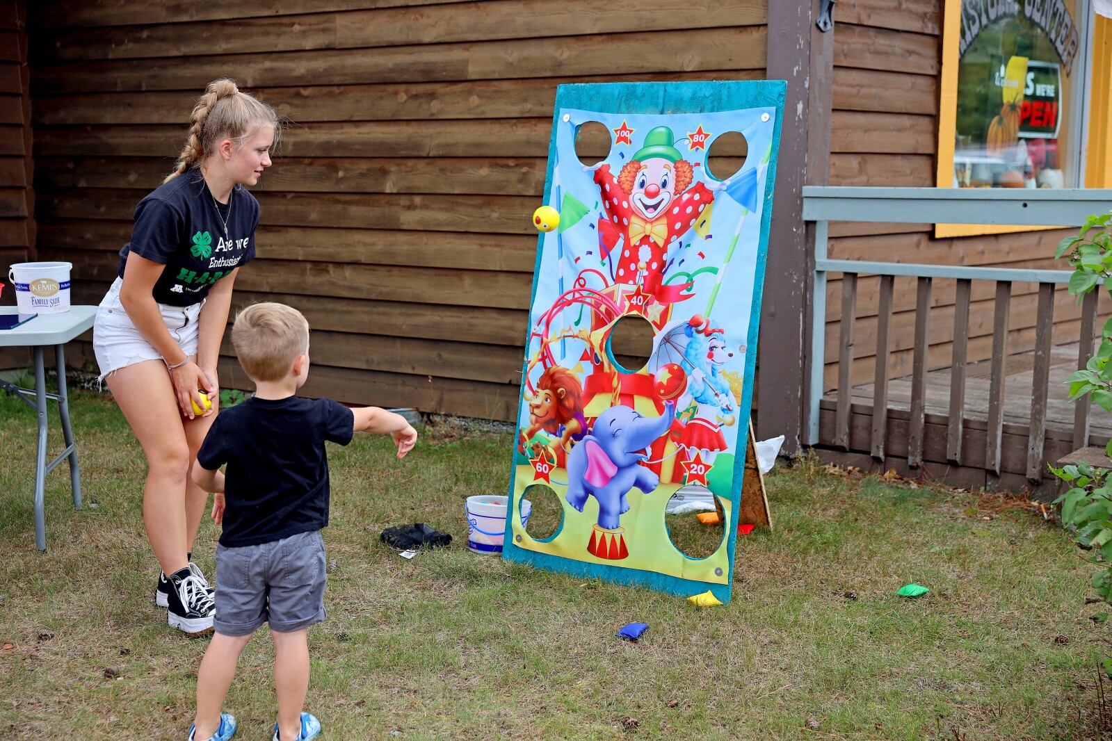 People enjoy the 47th annual Nisswa Fall Festival on Saturday, Sept. 17, 2022.