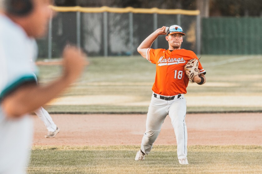 7-21-22AmateurBaseballMtVernon-DimockEmery-35.jpg