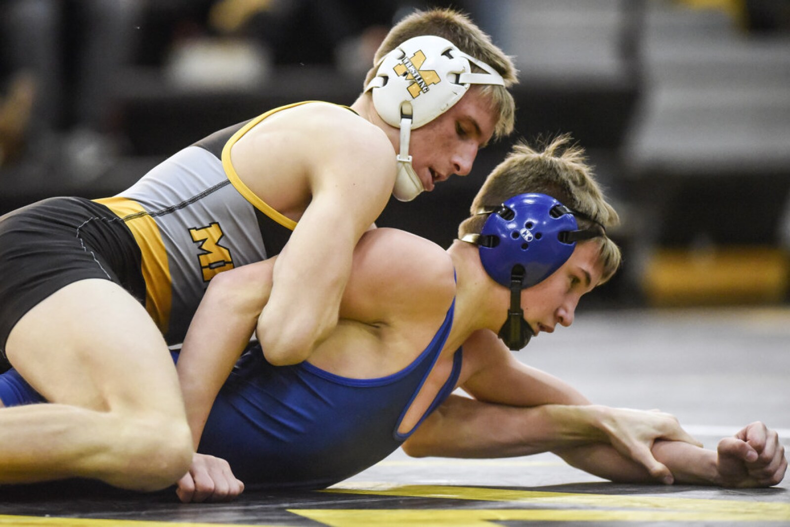 010122.KernelWrestling59.jpg