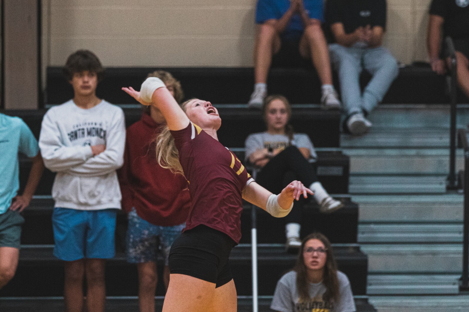 9-29-22VolleyballMitchellvsRoosevelt-13.jpg