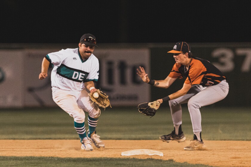 8-5-22StateAmateurBaseballDimock-EmeryvHartford-Humboldt-43.jpg