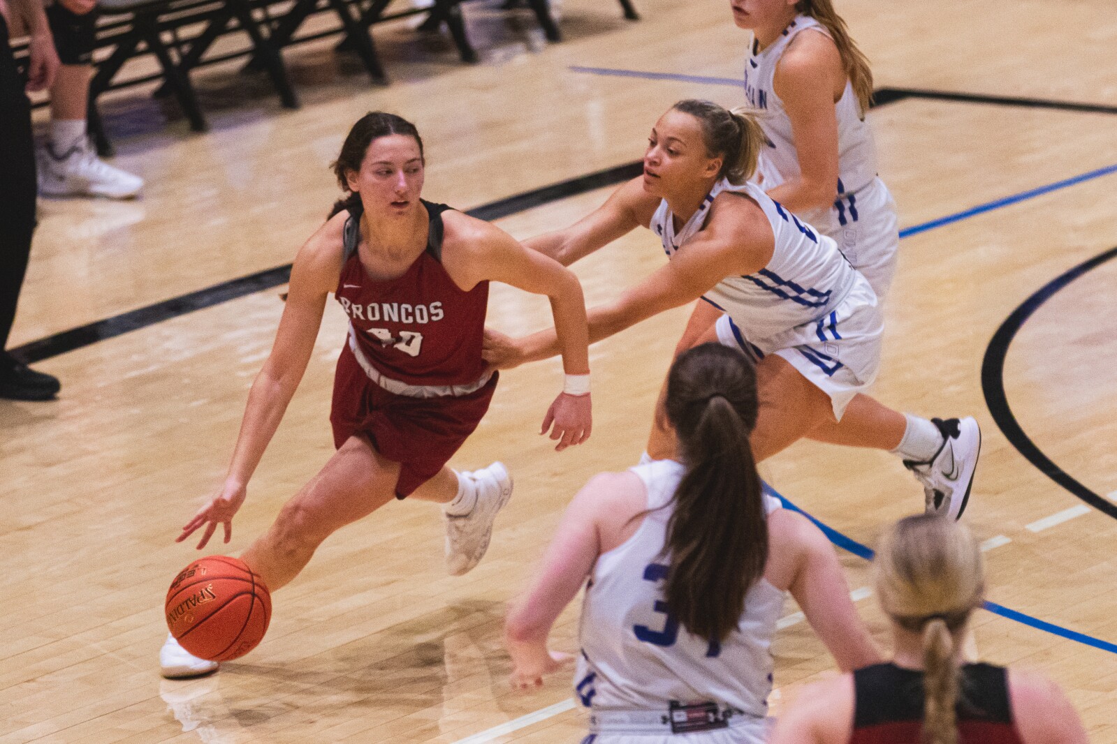 12-3-22DWUBasketball-15.jpg