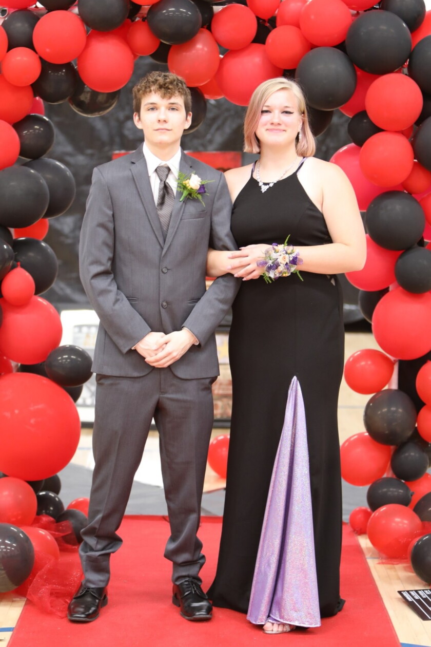 Prom Forum Brandon-Evansville High School Prom 2024 - PHOTOS - Alexandria Echo ...
