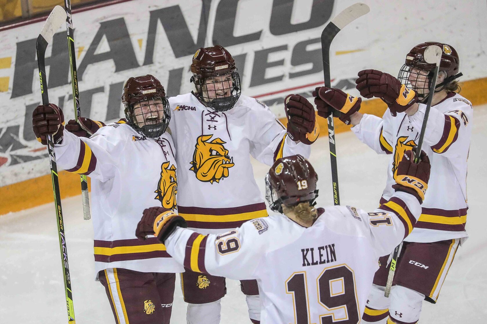UMD women's hockey Bulldogs regain scoring touch in 40 win over St