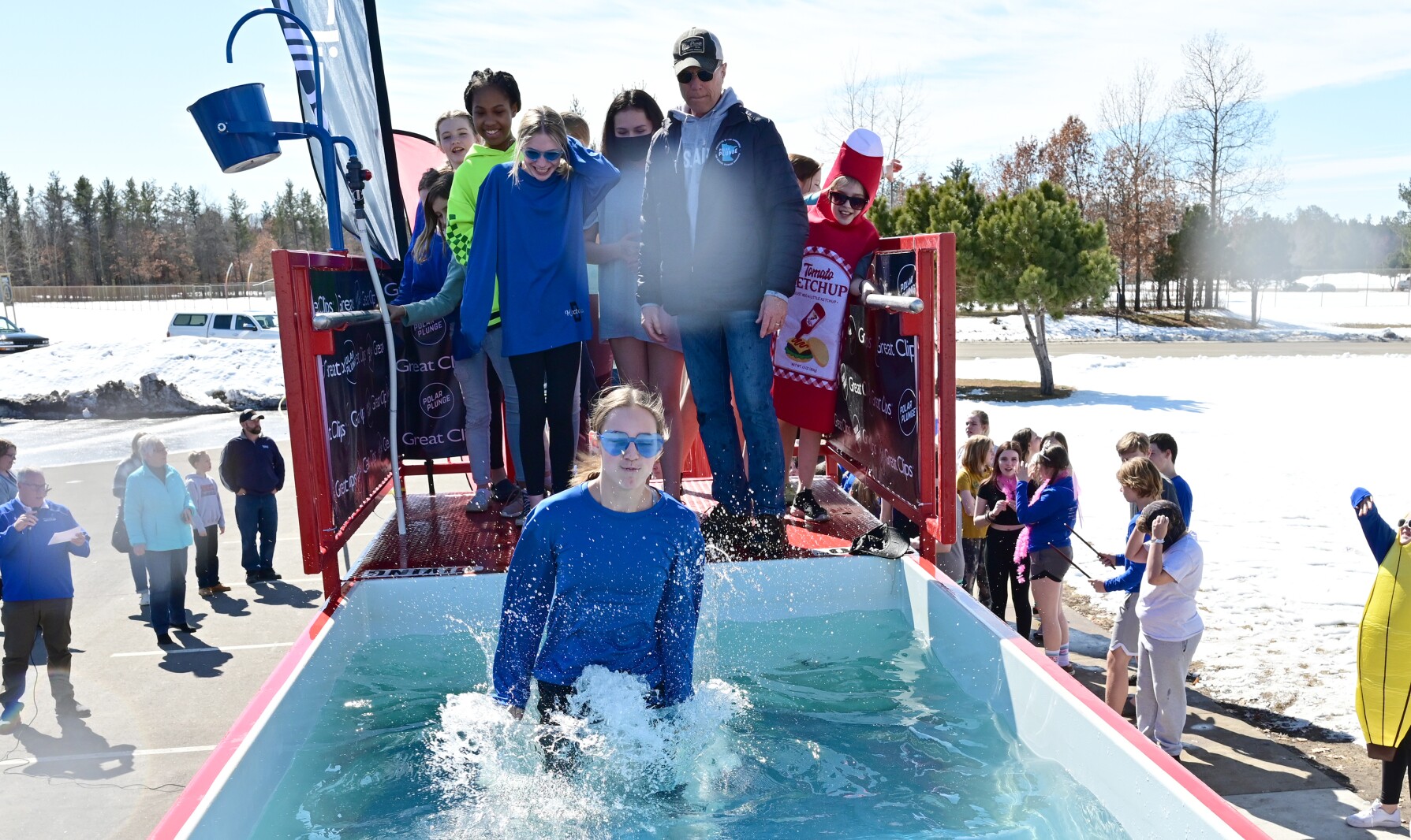 Forestview Middle School students plunged for Special Olympics Minnesota Thursday, March 24, 2022.