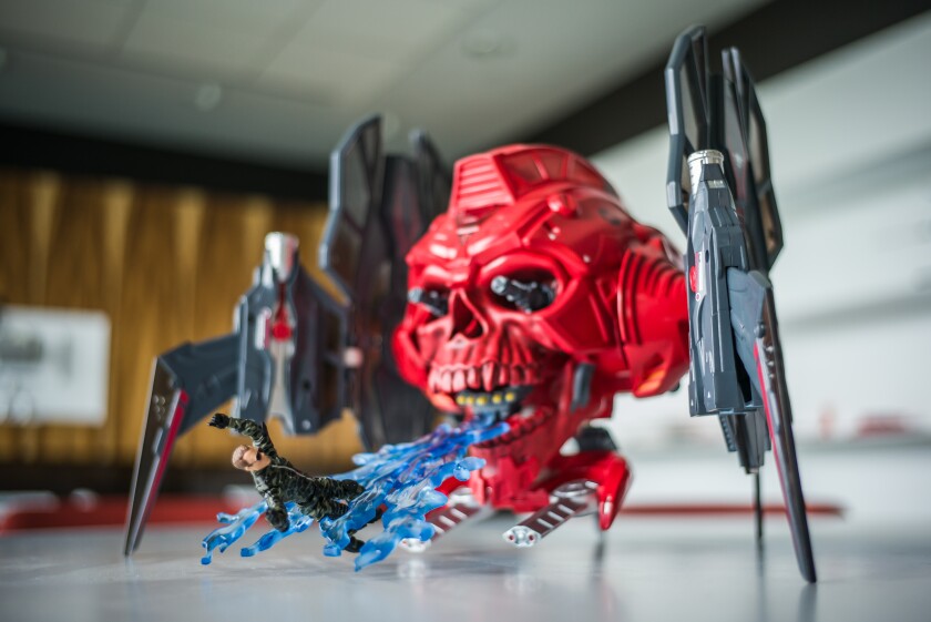 02 102721-SKELETRON-ROBOSKULL-1006057.jpg