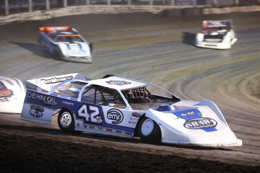 South Dakota driver captures pole for 92-lap Seitz Memorial race ...