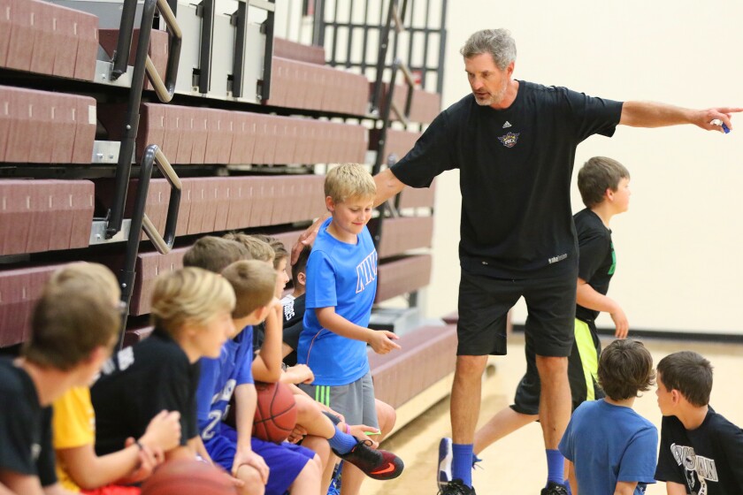 Basketball: Laettner returning to Pillager this summer ...