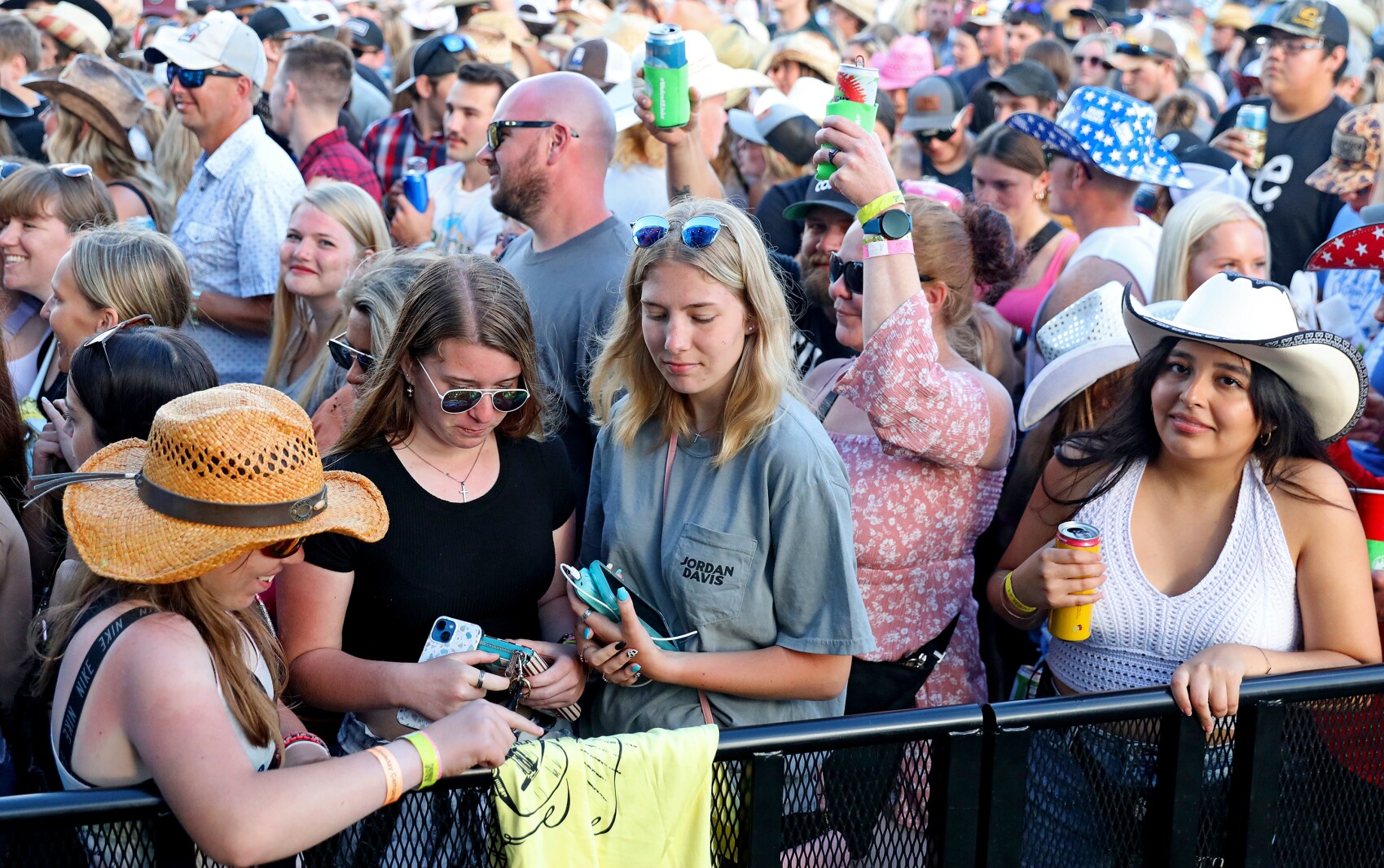 Photos from Saturday at Lakes Jam 2022.