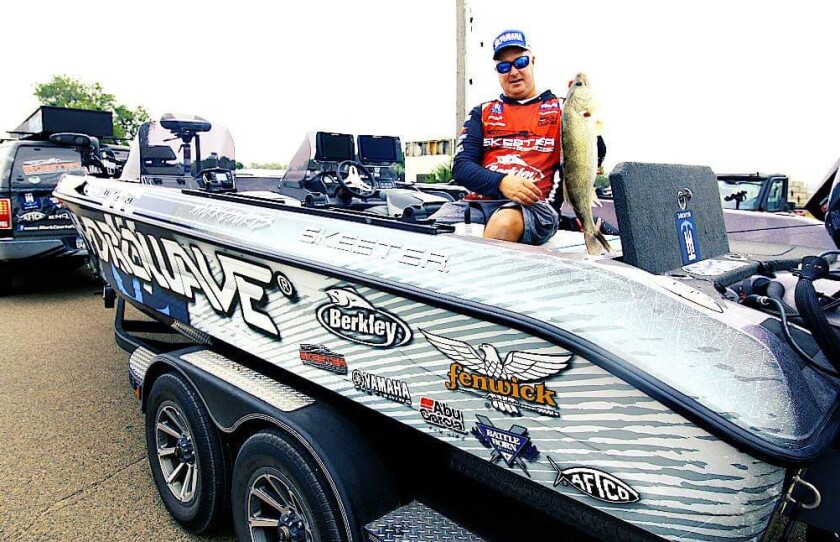 MarkCourts WalleyeTour1.jpg