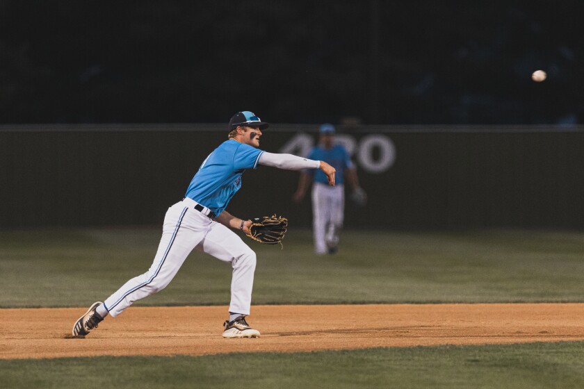 8-5-22StateAmateurBaseballDimock-EmeryvHartford-Humboldt-10.jpg