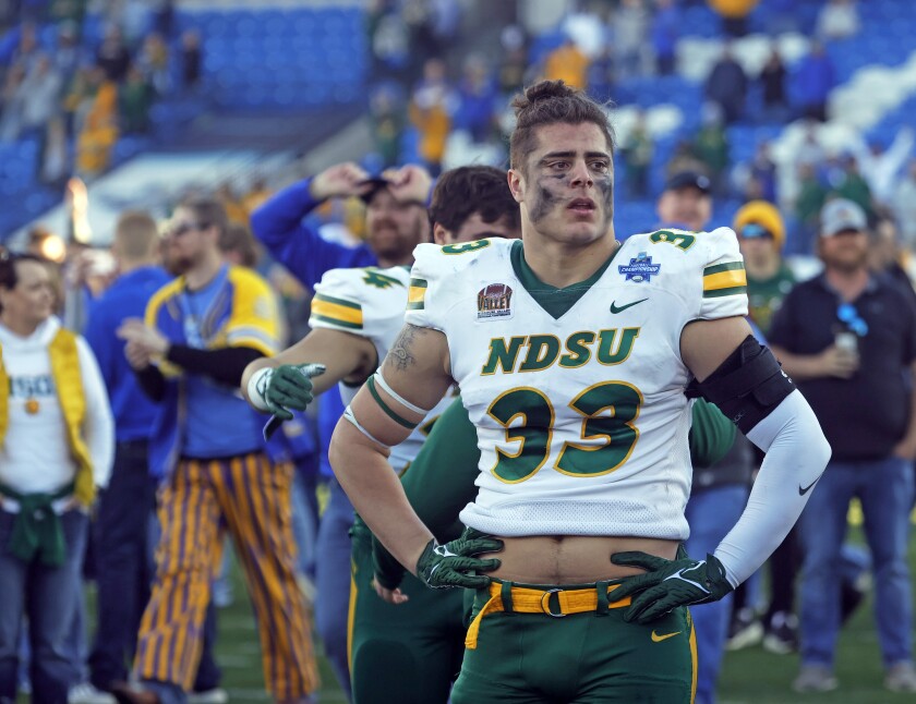 010923.S.FF.NDSUfootball