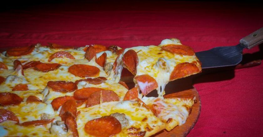 100521B.FF.BOSSPIZZA02.jpg