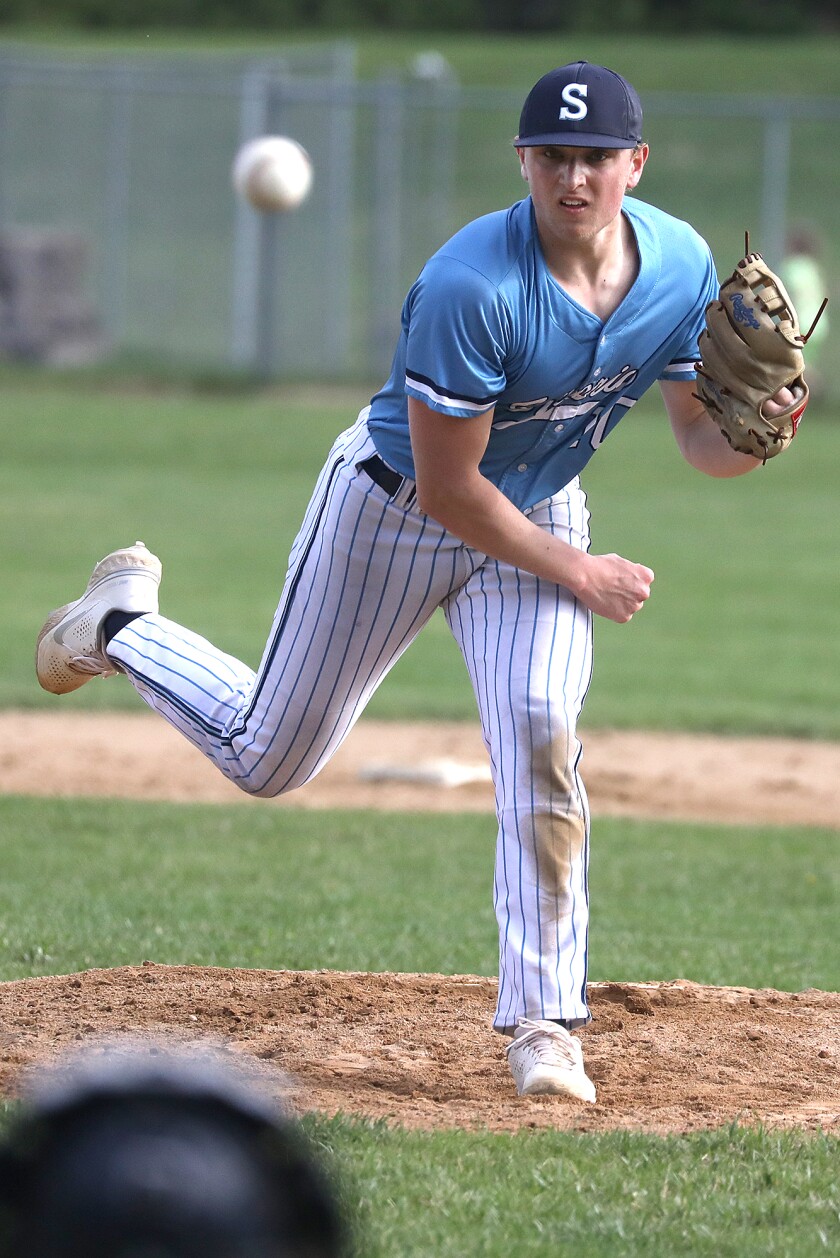 Superior’s Kell Piggott (10) fires a pitch