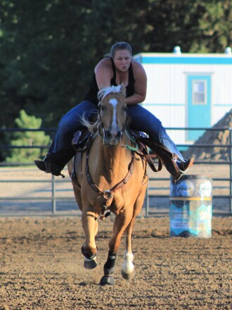 barrel race .jpg