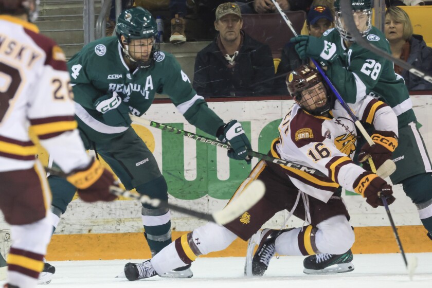 college men play hockey