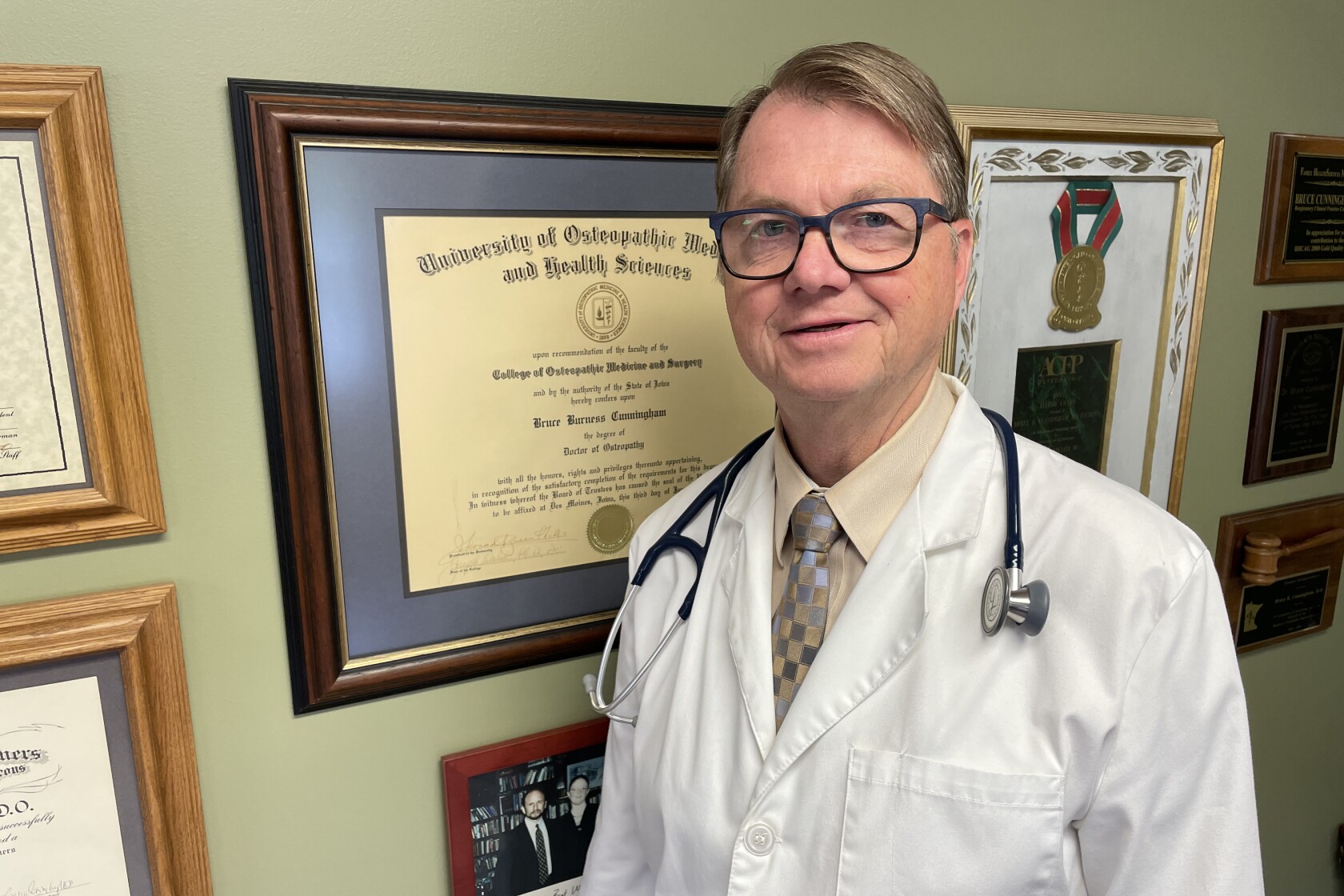 Lake Country Faces: Cunningham is UR Country Doc in Crosslake - Pine ...