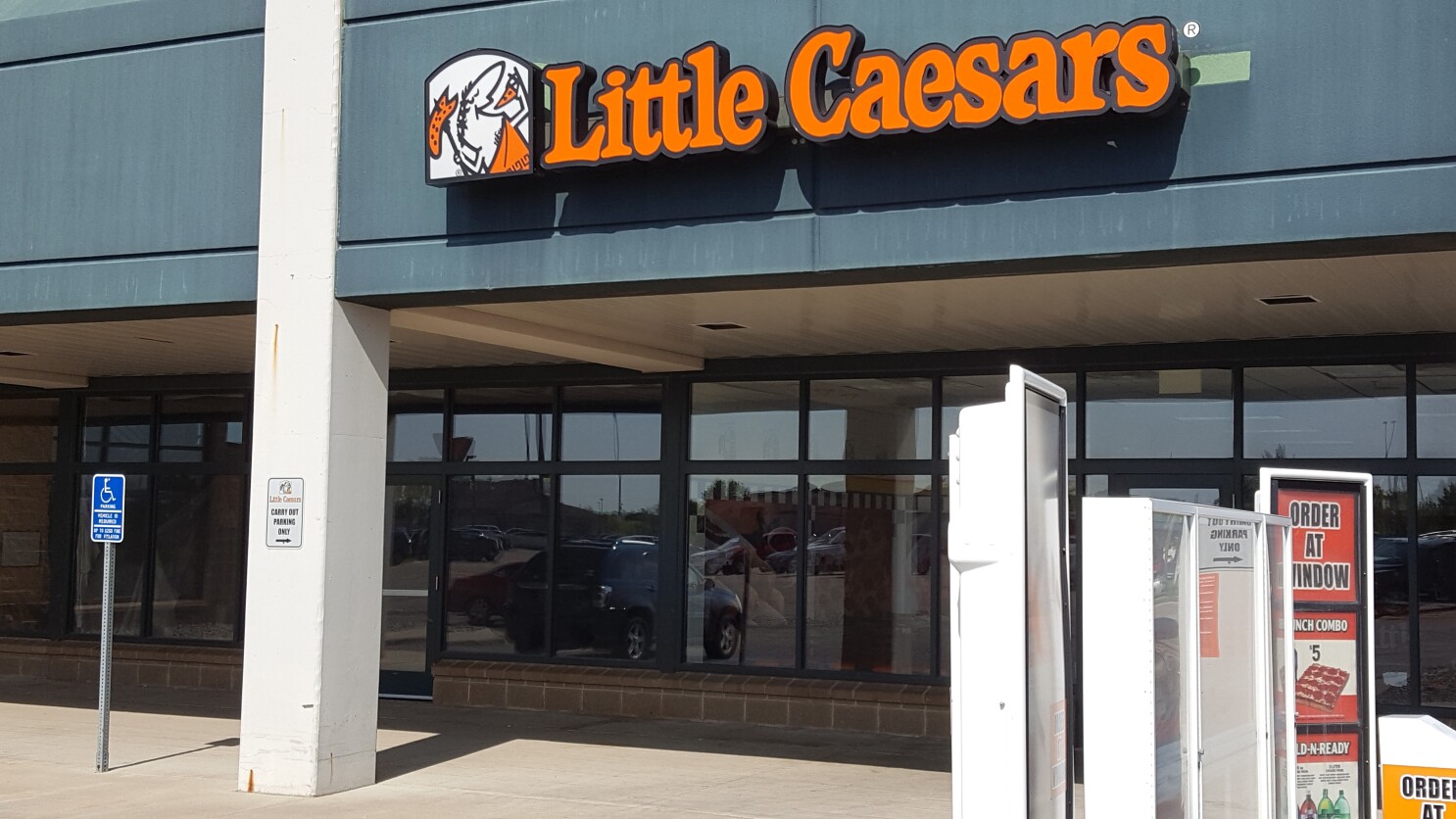 South Moorhead Little Caesars Restaurant Closes Inforum Fargo Moorhead And West Fargo News Weather And Sports South Moorhead Little Caesars Restaurant Closes Inforum Fargo Moorhead And West Fargo News Weather And Sports