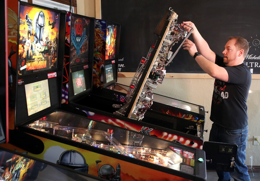 Nsync Pinball Machine Northlandia: Pinball duo fix machines, build community - Duluth News ...