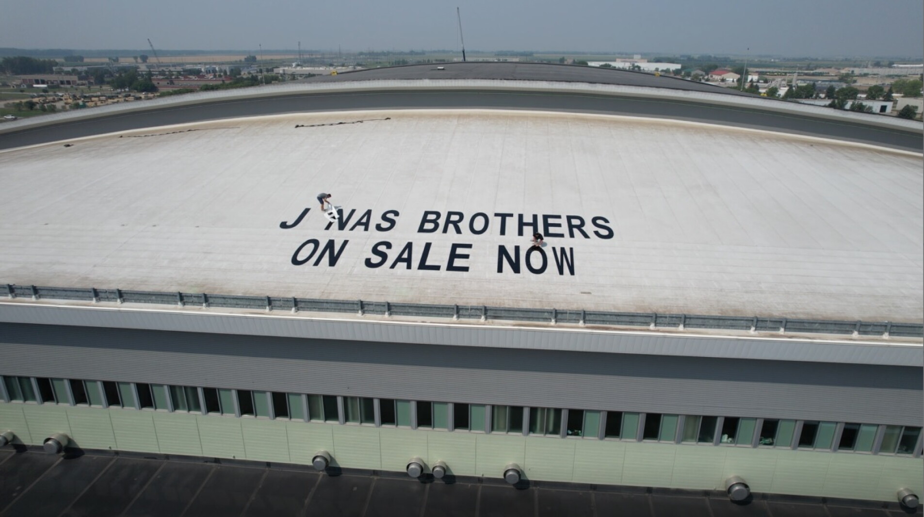 Alerus Center staff shouting from the rooftops — lite