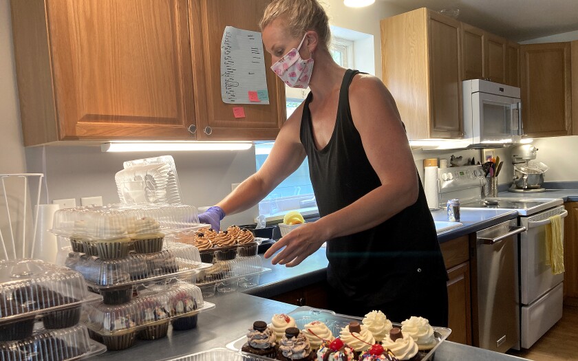 080721.F.DNT.THECUPCAKELADY.C09.jpg
