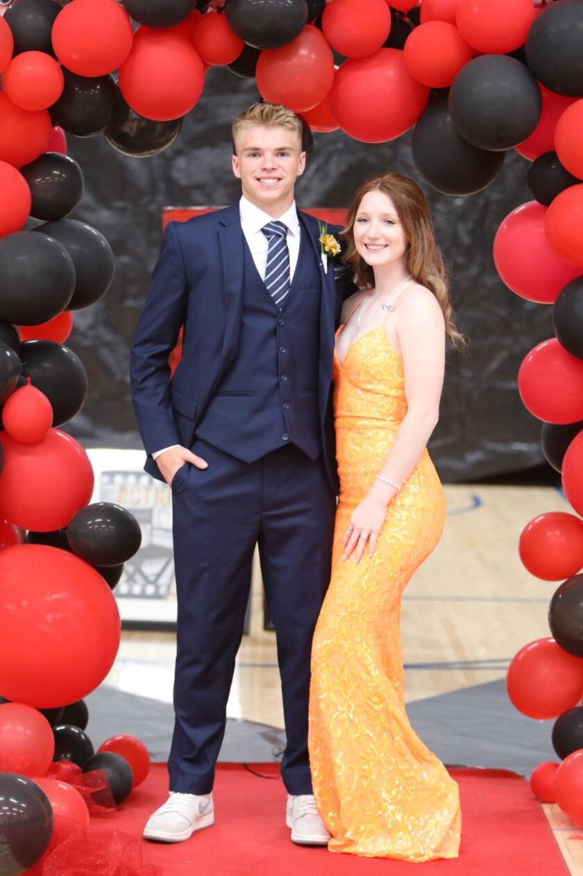 Prom Forum Brandon-Evansville High School Prom 2024 - PHOTOS - Alexandria Echo ...