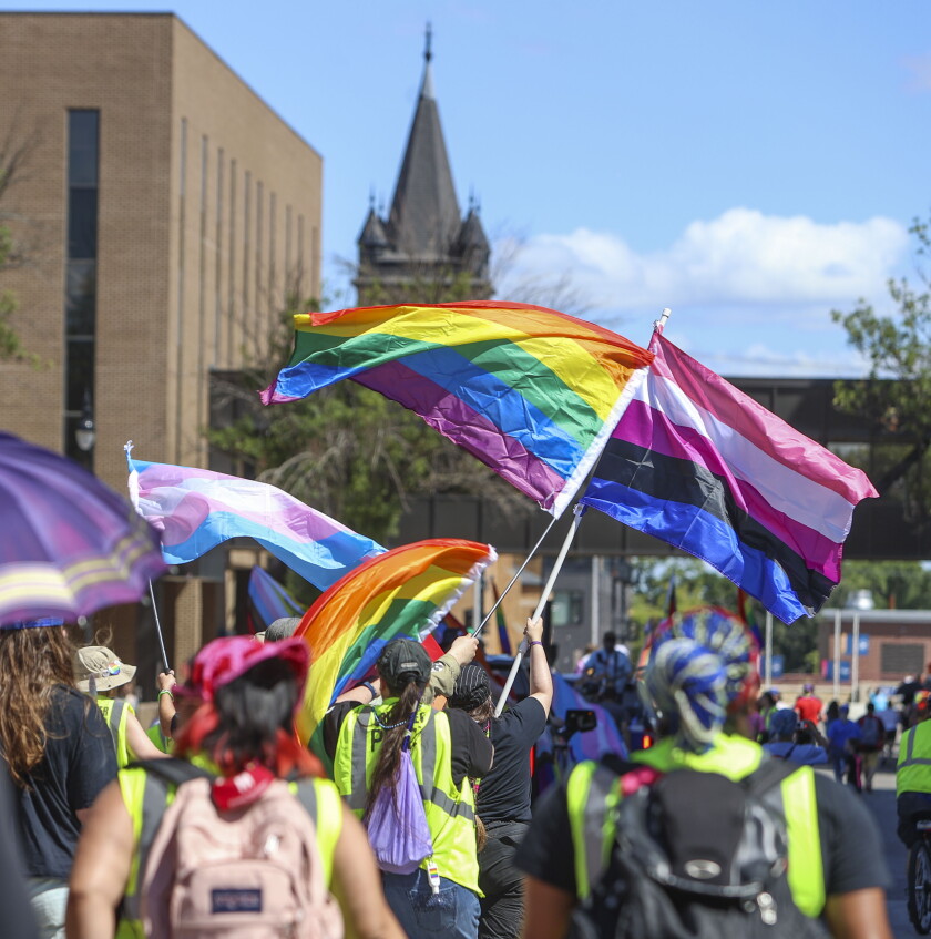 081224.n.ff.prideparade.18