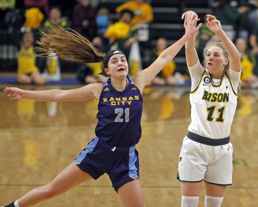 012122.S.FF.NDSUwomensbb
