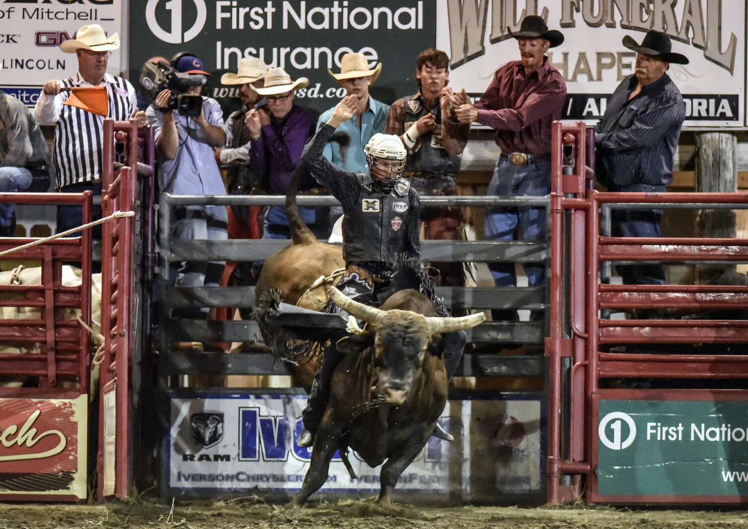 Corn Palace Stampede Rodeo: Bertus blazing the rodeo trail - Mitchell ...