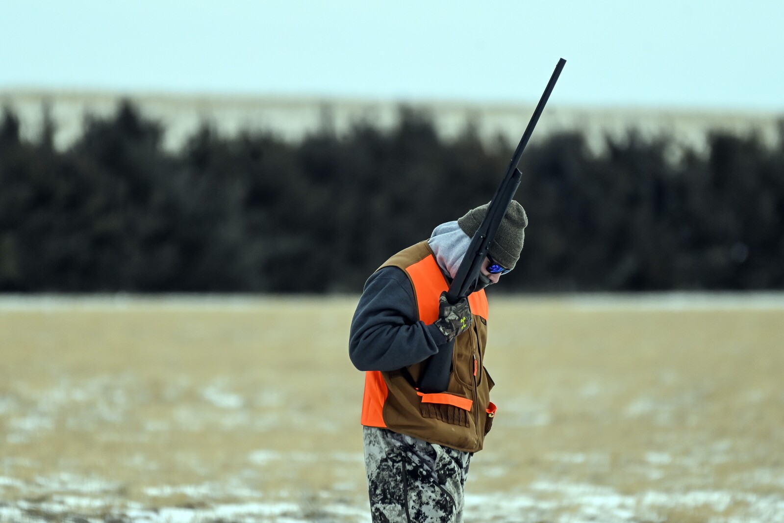 011222.N.DR.HUSKERHUNT69.jpg