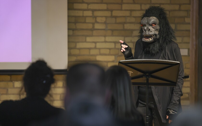 013026.F.FF.GuerrillaGirls.4