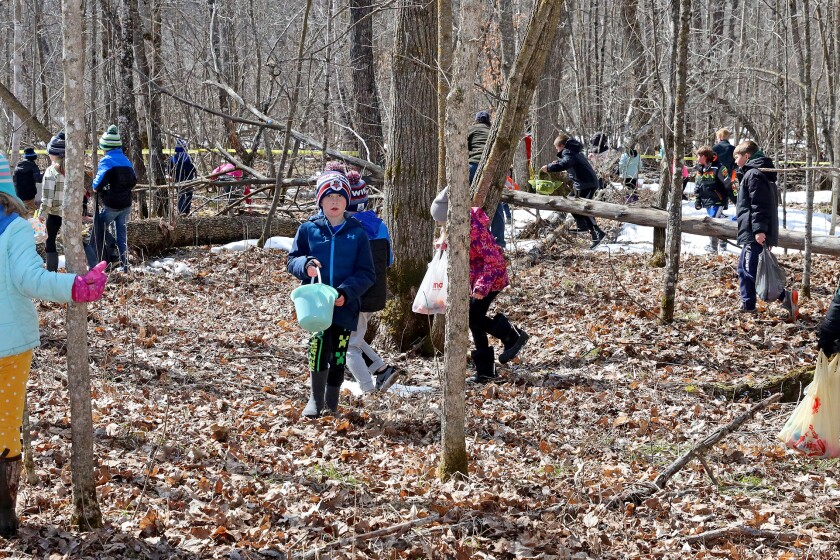 Families enjoy the Annual Lake Shore Easter Egg Hunt Saturday, April 17, 2022, at Fritz Loven Park.