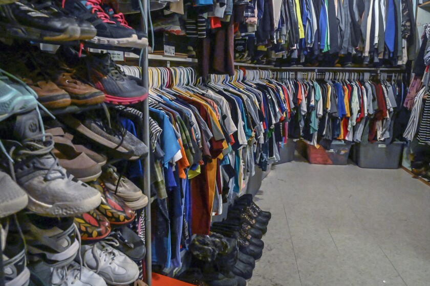 121920.N.DR.CARINGCLOSET2.jpg