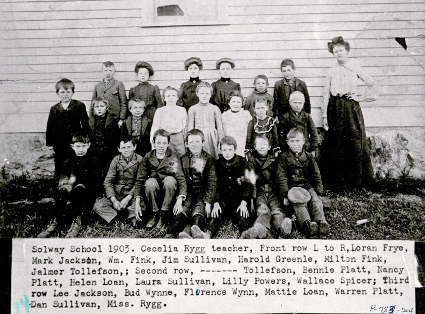 723 Solway School, 1903.jpg