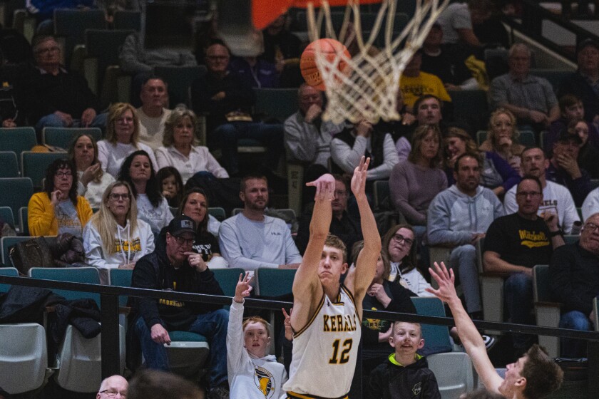 3-4-23MitchellvsWatertownSoDak16Boys-46.jpg