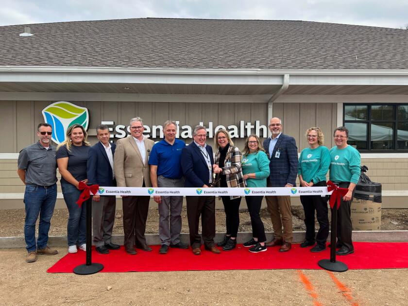Ribbon Cutting 2.jpg