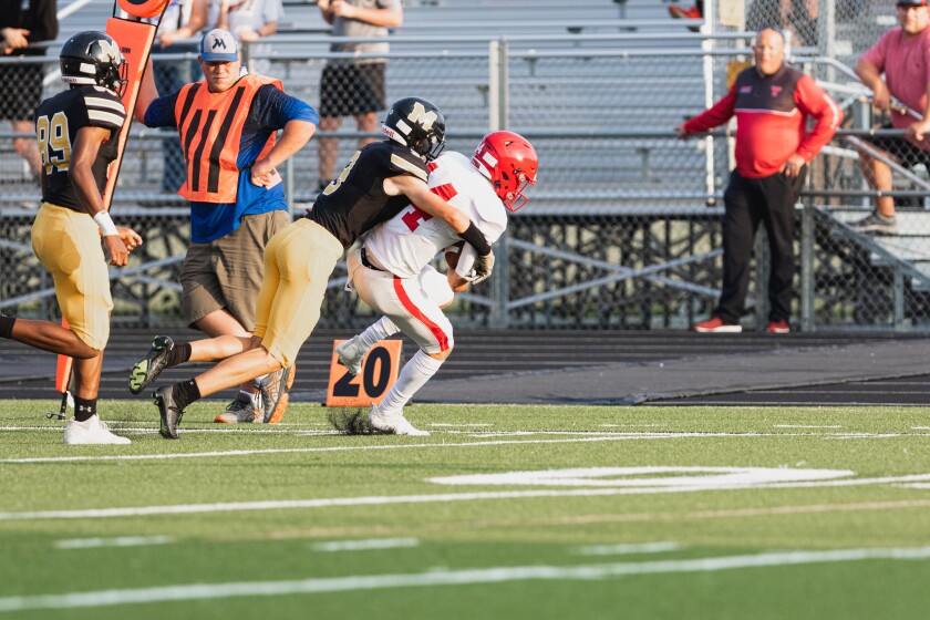 8-26-22FootballMitchellvsYankton-19.jpg