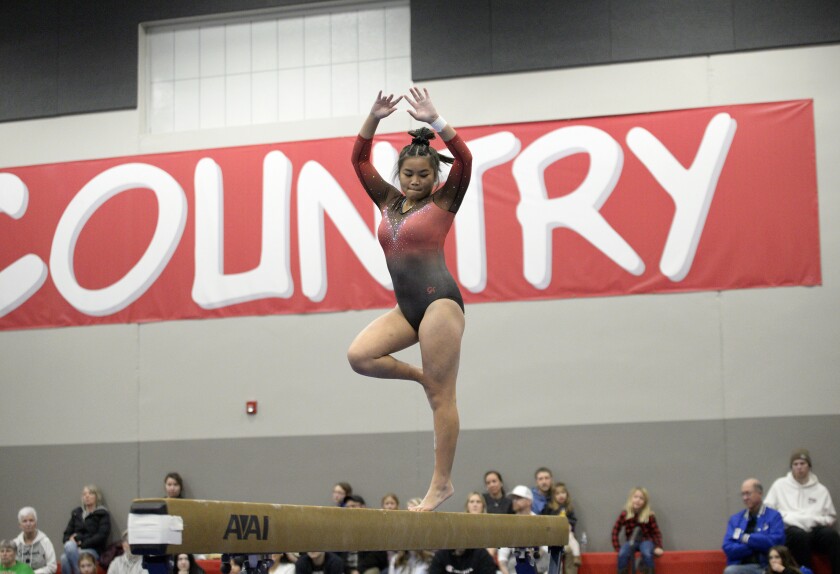 Willmar vs. Sartell 120822.018.jpg