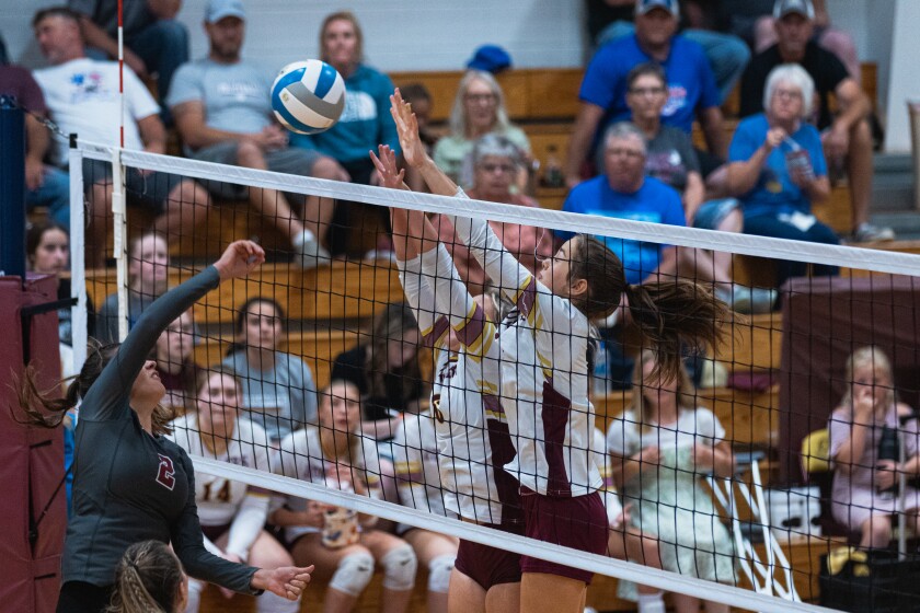 9-15-22PrepVolleyballCorsica-StickneyvsEthan-17.jpg