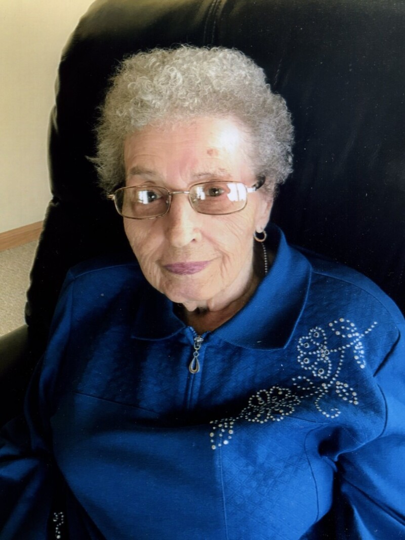 Lorraine Hoffman The Globe News, weather, sports from Worthington