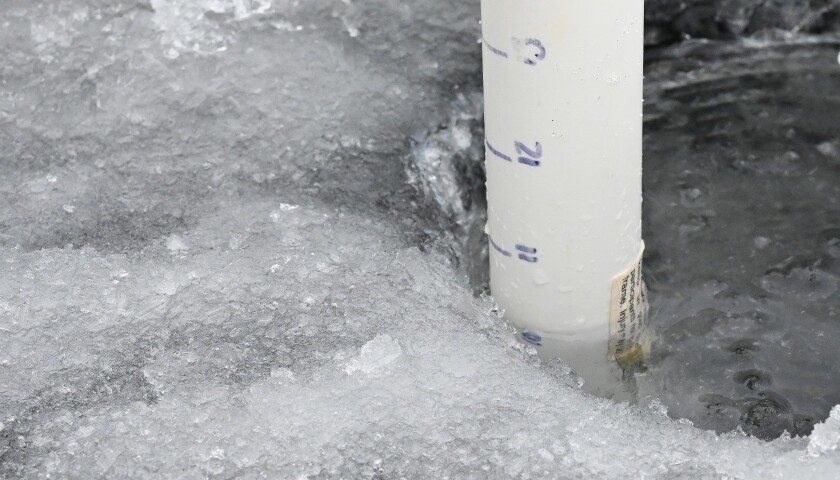 011021.N.BD.IceFishingExtravaganza3.jpg
