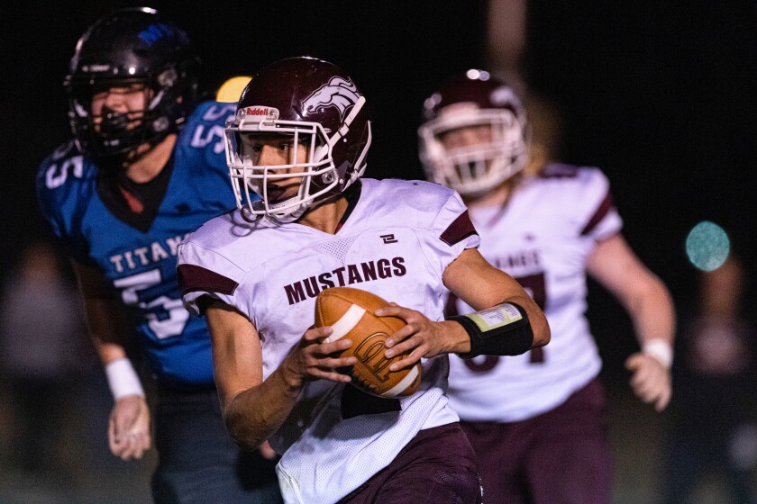 10-20-22PrepFootballTri-ValleyvsMPV-25.jpg