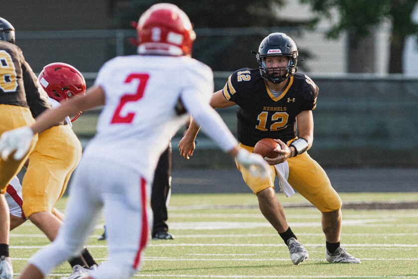8-26-22FootballMitchellvsYankton-15.jpg