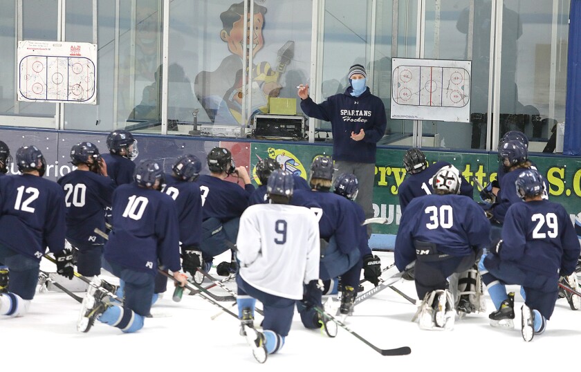 122920.s.st.SHShockey1.jpg