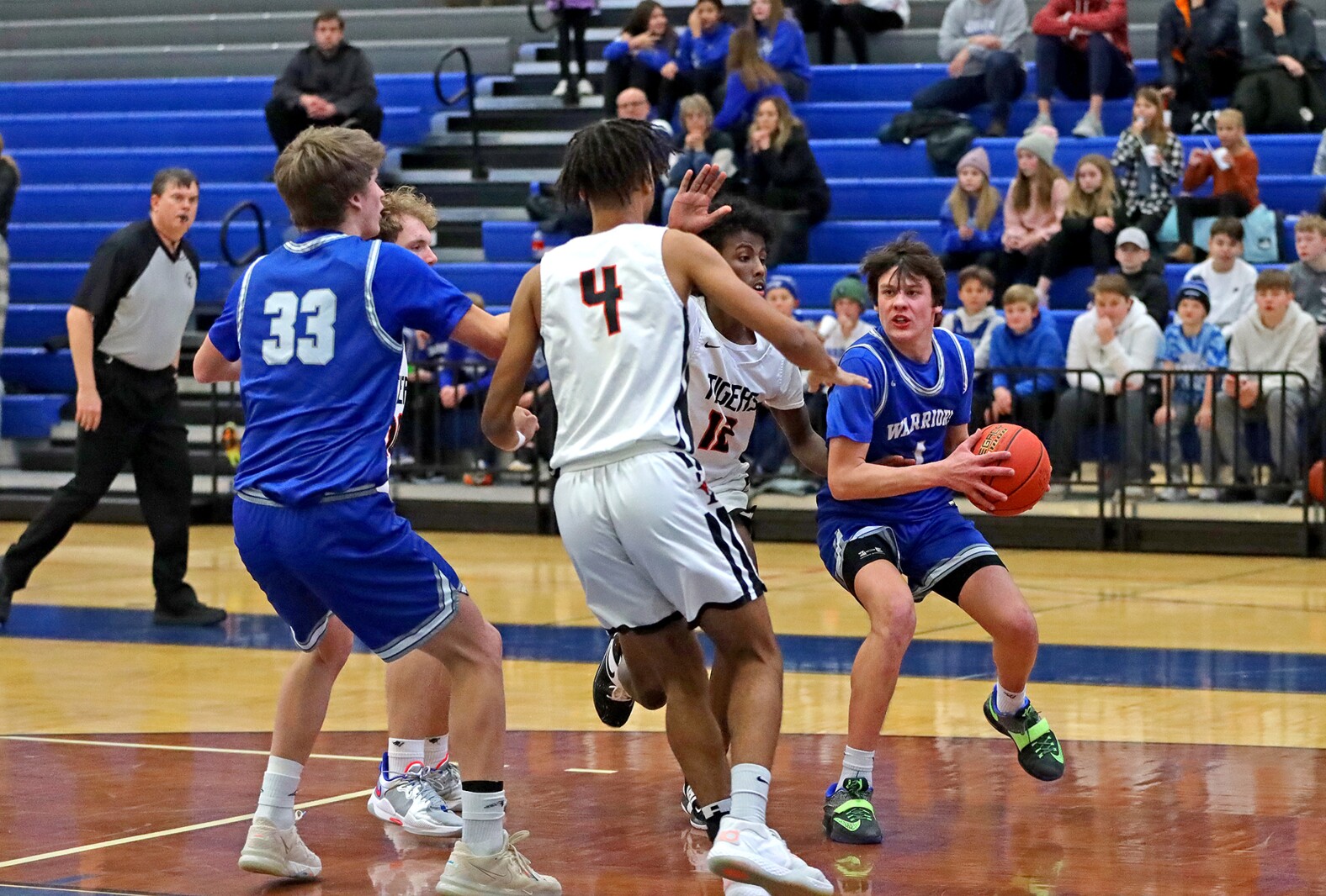 Brainerd boys basketball vs St Cloud Tech 01-21-22 Gallery