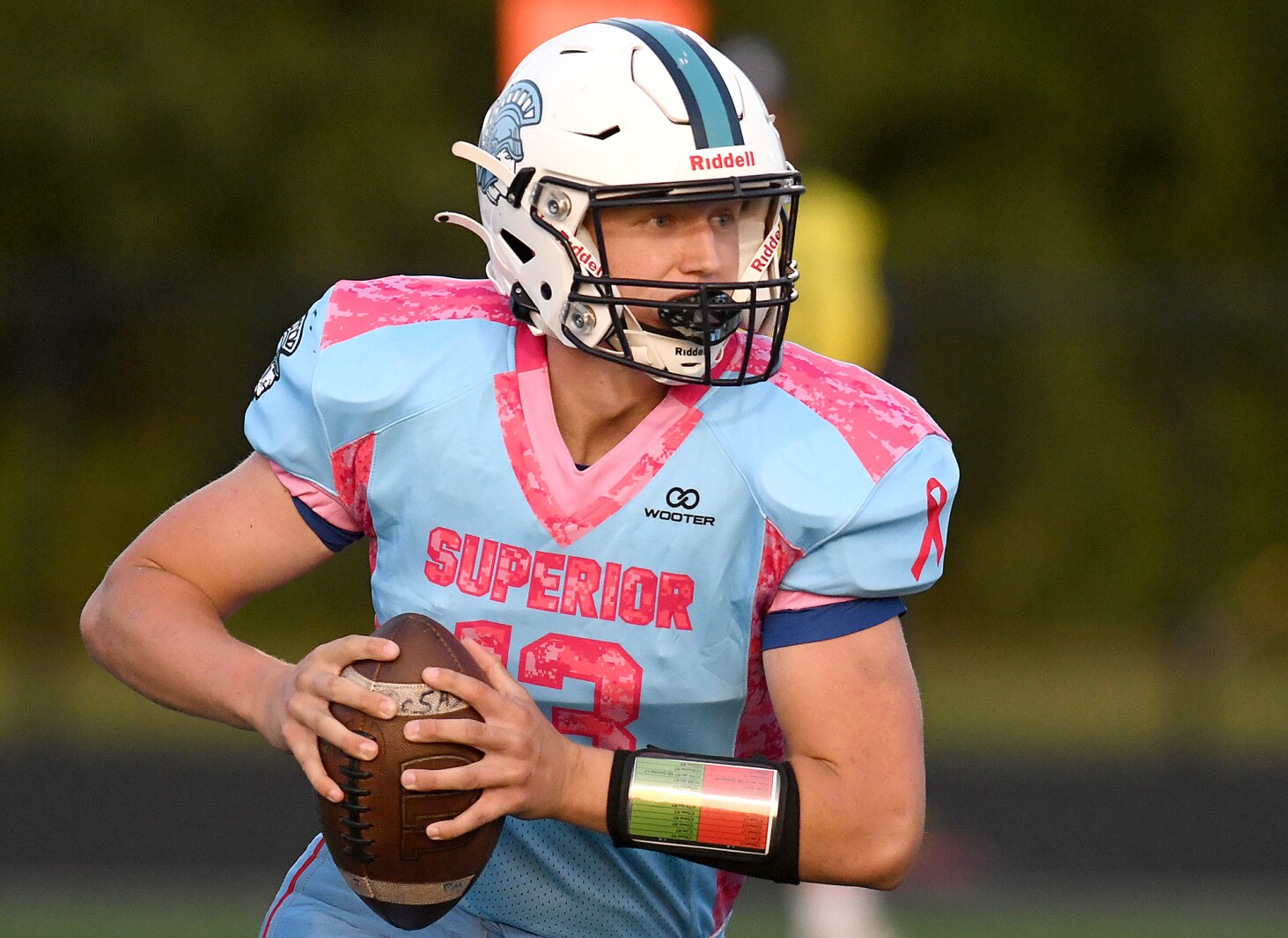 Superior Kicker turned quarterback Battles For Starting Job Superior superior-kicker-turned-quarterback-battles-for-starting-job-superior