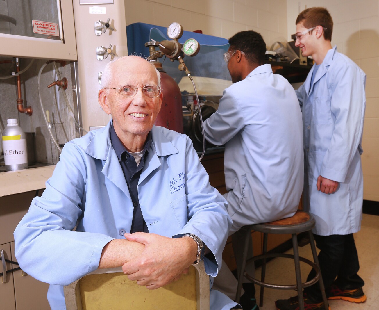 Science prof 'retires' after 50 years at UMD - Duluth News Tribune ...