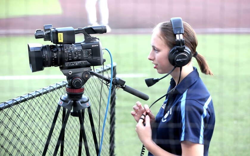 Duluth Huskies camera operator